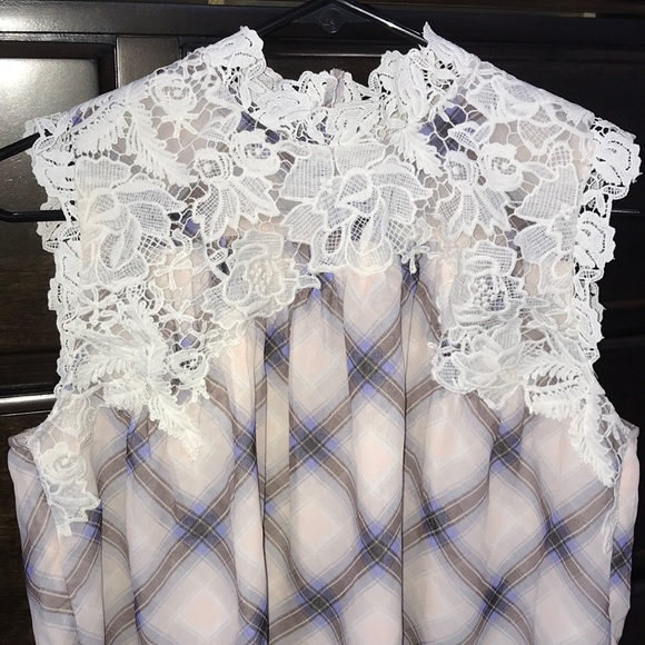 Ann Taylor Loft Tank - Picture 2 of 5